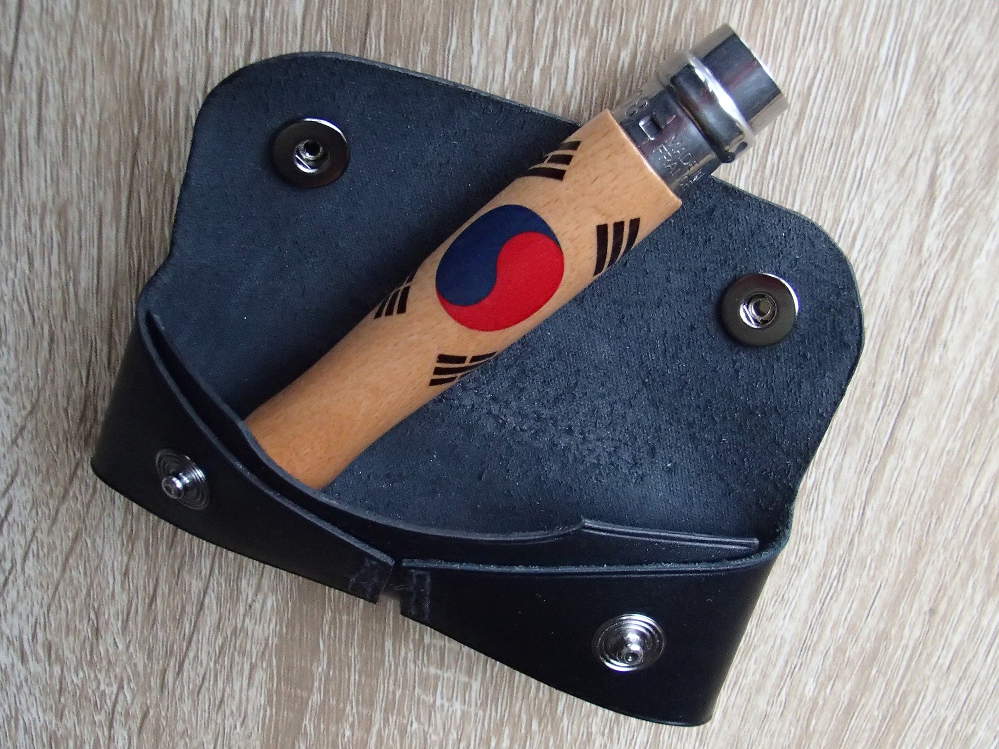 2023 Etui Seunguk